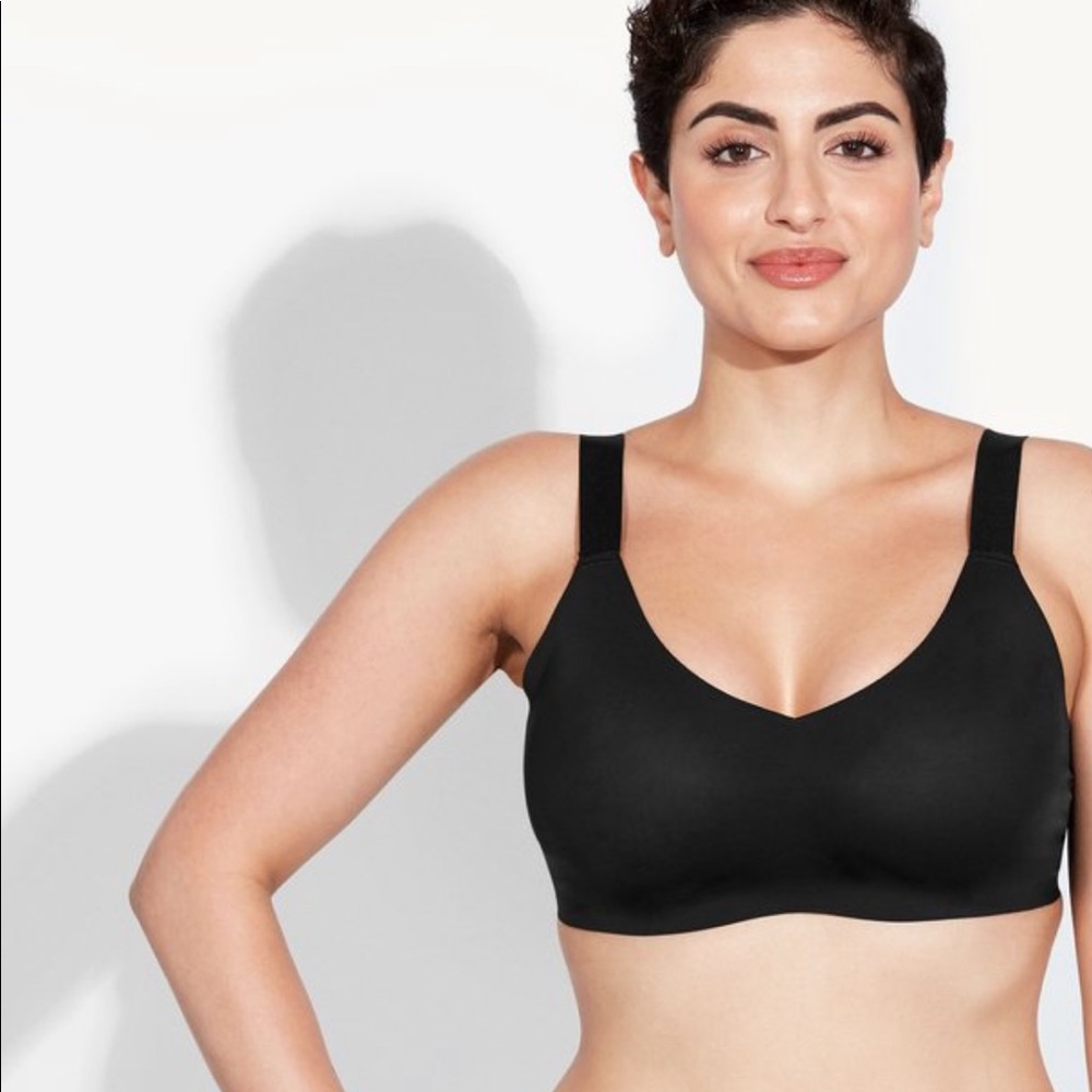 Knix padded V neck size 6